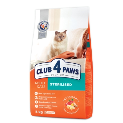 Корм сухой Club 4 Paws для взрослых стерилизованных кошек Премиум, 5 кг